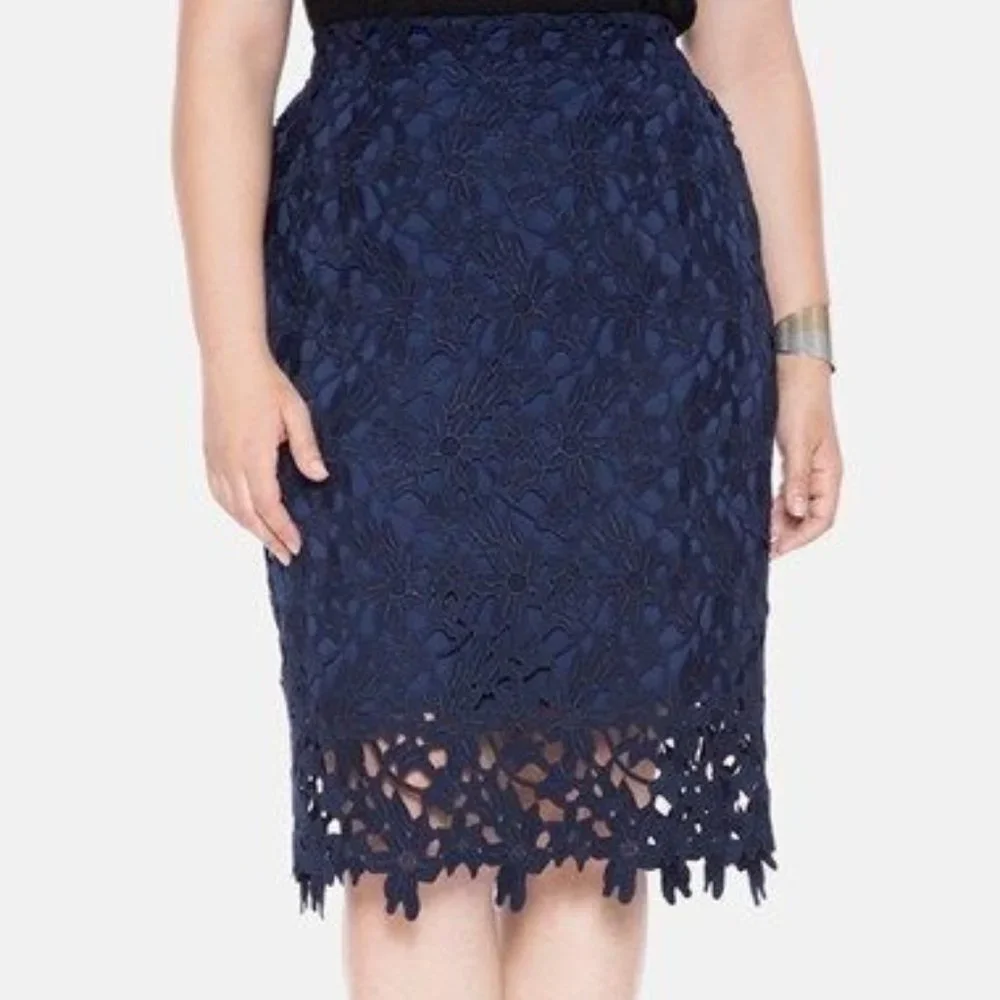 Eloquii Navy Lacy Plus Size Pencil Skirt Size 20 - Picture 1 of 5